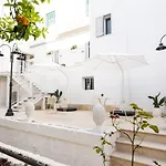 Corte Sant'angelo בית הארחה 4*