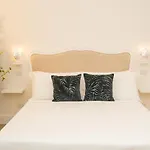 Corte Sant'angelo בית הארחה מונופולי