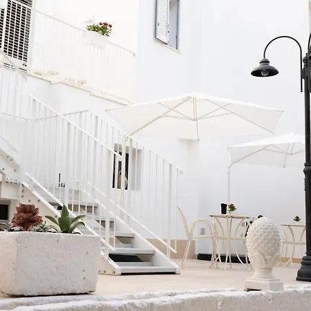 Corte Sant'angelo 4*