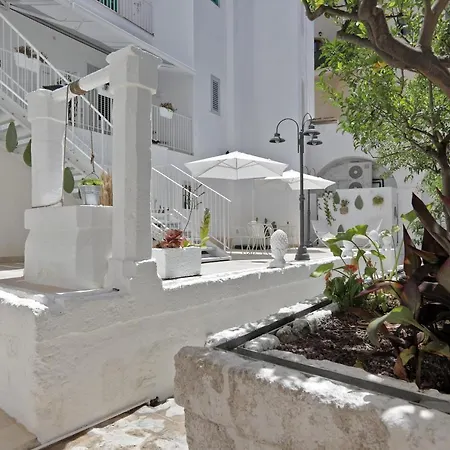 Corte Sant'angelo 4*